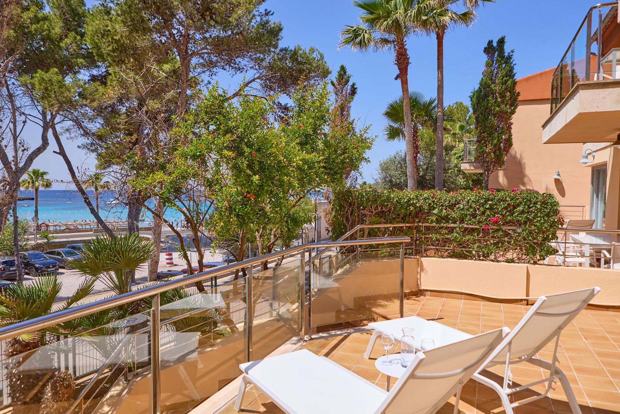 Universal Aquamarin Beach Houses 안드라츠 외부 사진